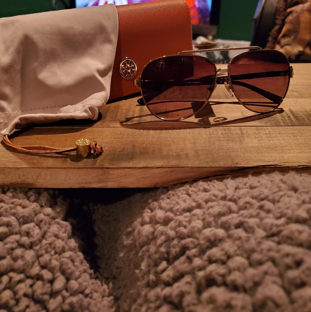 NWT Tory Burch Sunglasses
